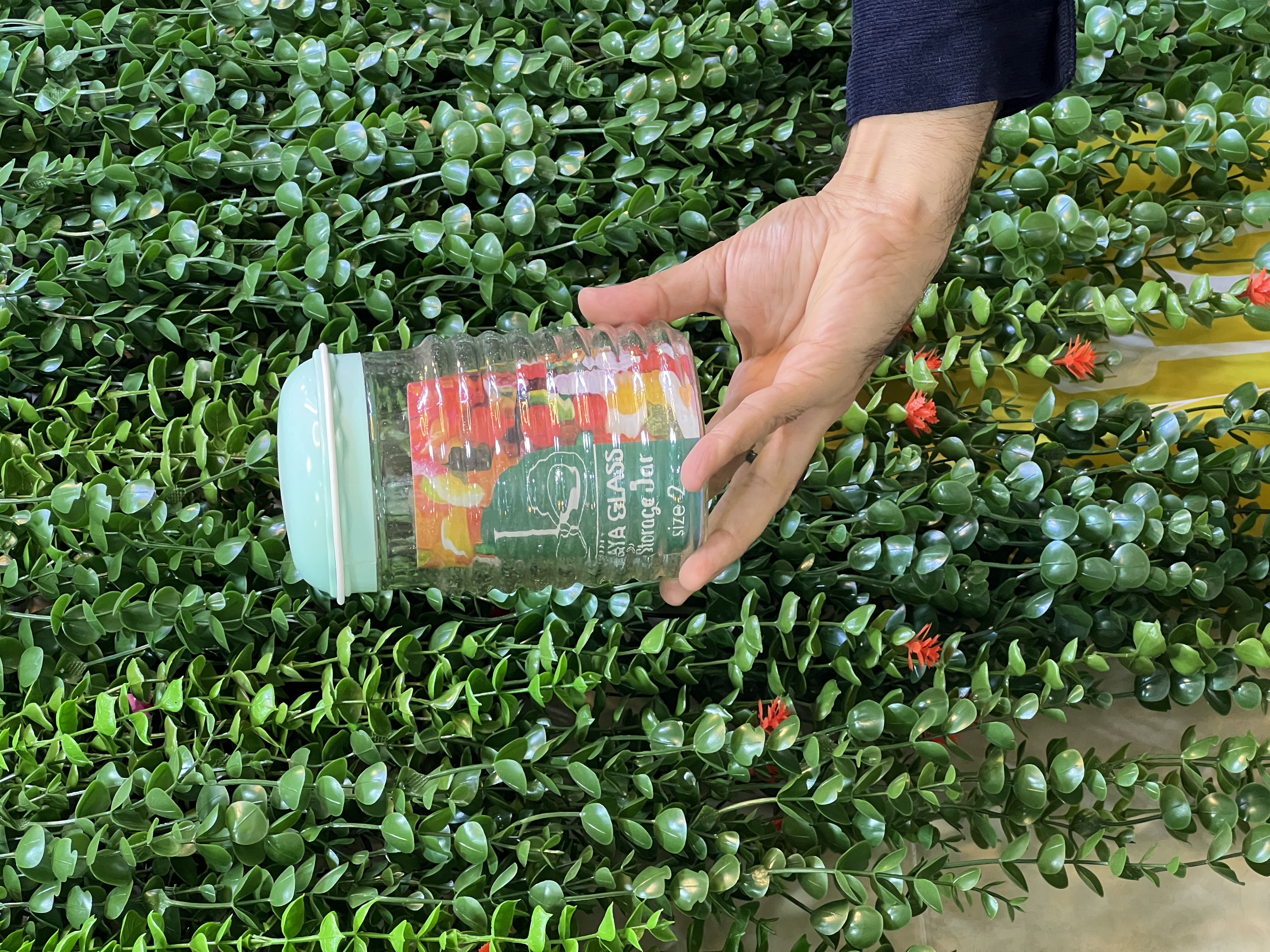 بانکه شیشه ای درب ابی بزرگ